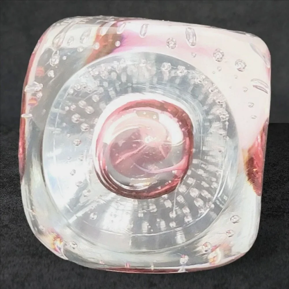 Poland‎ 24% Lead Crystal Hersey's Kiss Shaped Paperweight Red Design